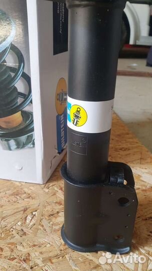 Амортизатор передний Логан Ларгус Сандеро Альмера