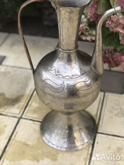 Кувшины старинные