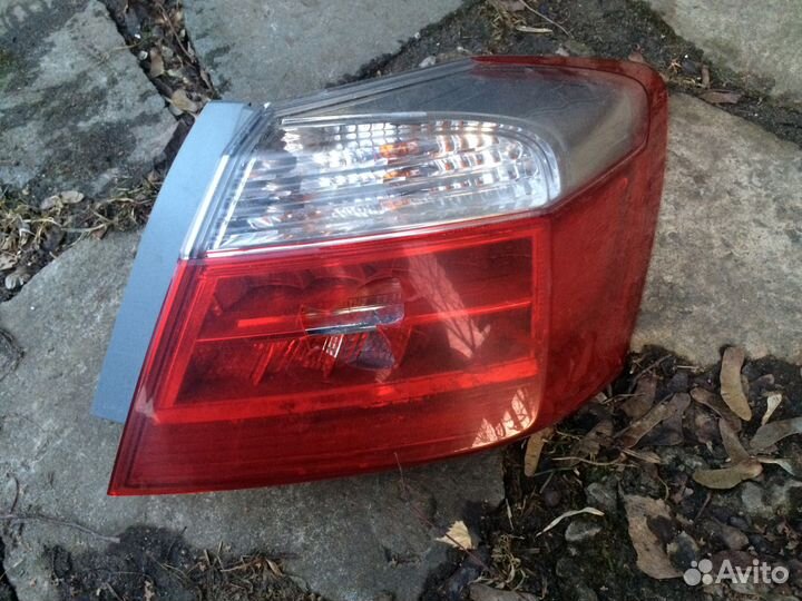 Задний фонарь Honda Accord 9
