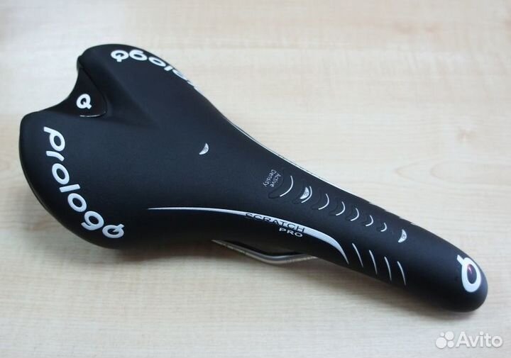 Седло для велосипеда Prologo Scratch Pro, черное