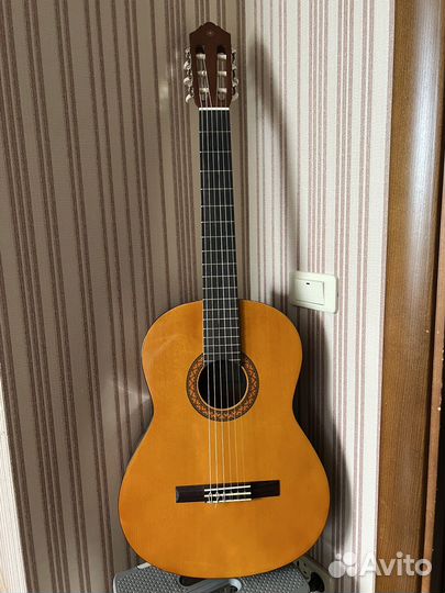 Гитара yamaha c40