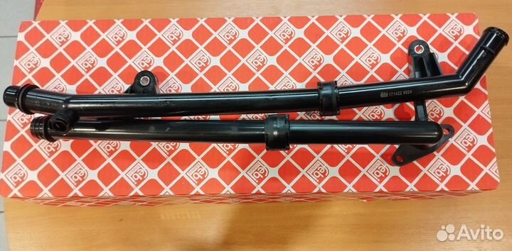 Трубка охлаждения mercedes W 204,207,212 М 271