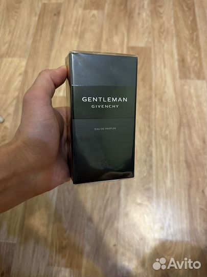 Туалетная вода givenchy