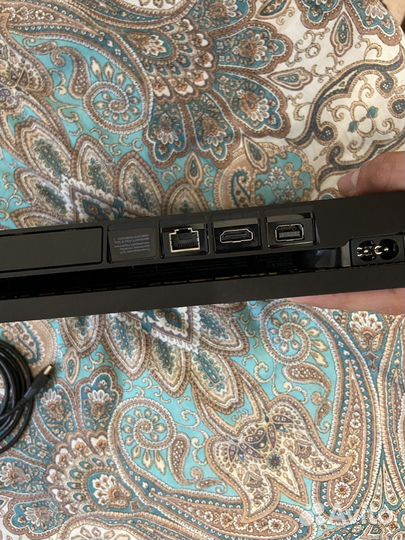 Игровая приставка ps4