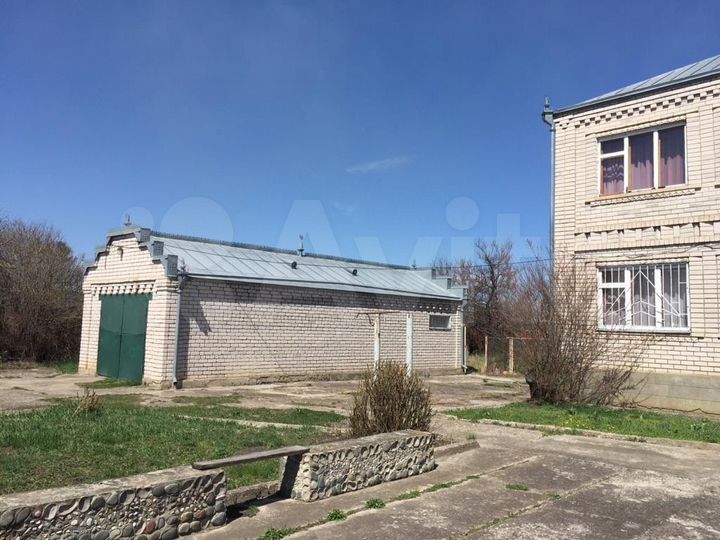 Дом 398 м² на участке 17 сот.