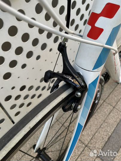 Шоссейный Cube Axial / рама 56cm / Sora