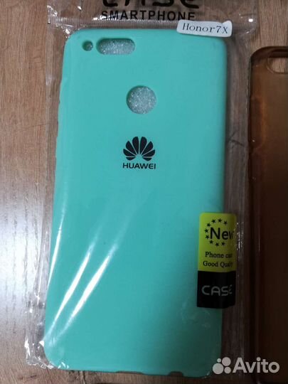 Чехлы на телефон