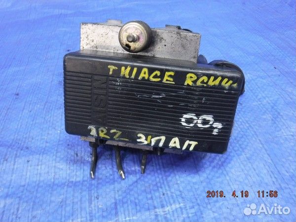 Блок abs Toyota Hiace