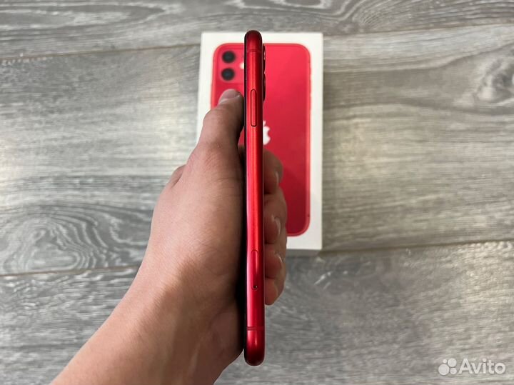 Телефон iPhone 11 128 gb Red