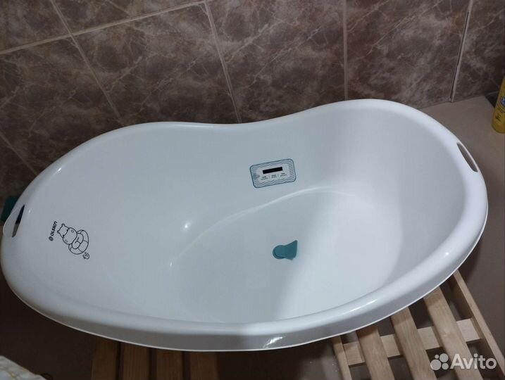 Ванночка для купания с термометром