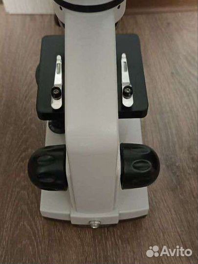 Микроскоп Levenhuk 2l