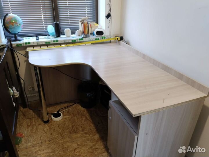 Стол угловой ученика