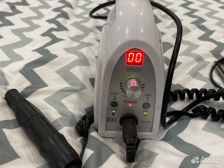 Аппарат для маникюра и педикюра