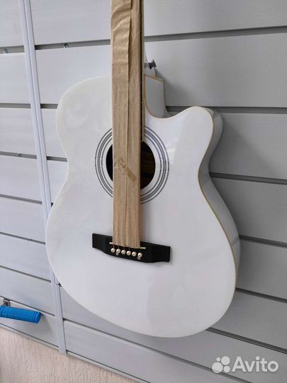Гитара акустическая 40