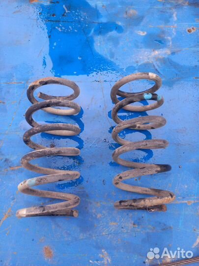 Шевроле каптива C140 2.2 пружины задние