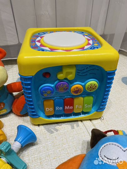 Развивающие игрушки пакетом