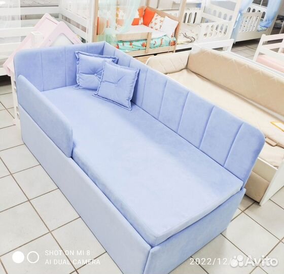 Кровать мягкая Фантазия с ящиками