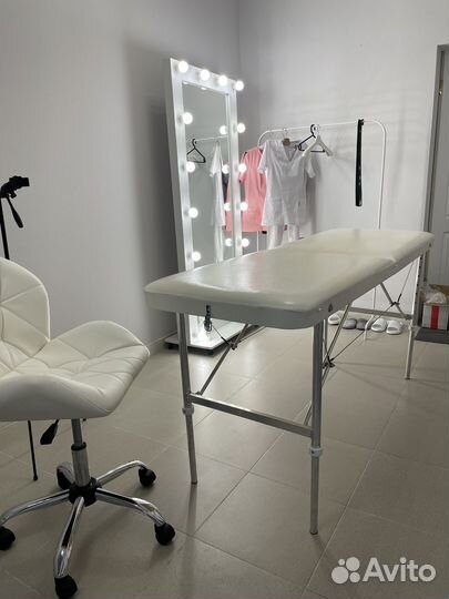 Массажный стол