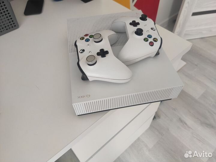 Xbox one s all digital edition 1 tb