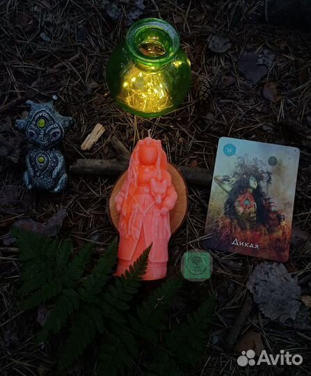 Берегиня из гипса Шаманка