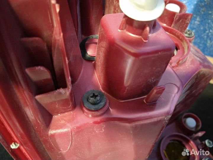 Фонарь правый внешний Ceed JD