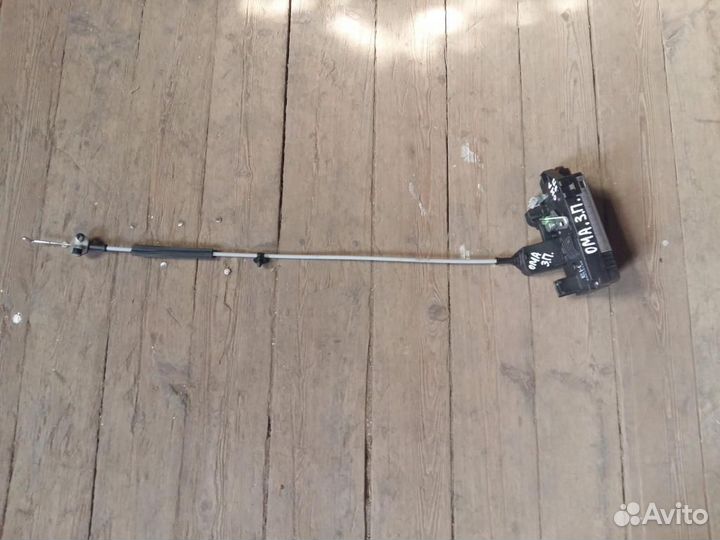 Замок двери задней правой Opel Meriva A 2003-2010