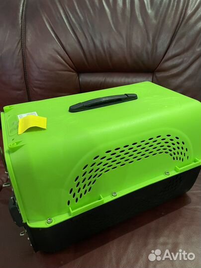 Переноска для животных пластиковая