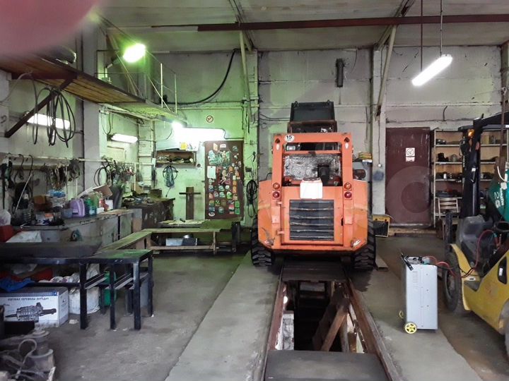 Производство, 1800 м²