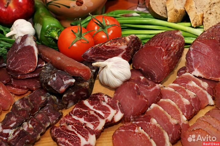 Рабочий на мясокомбинат. Вахта