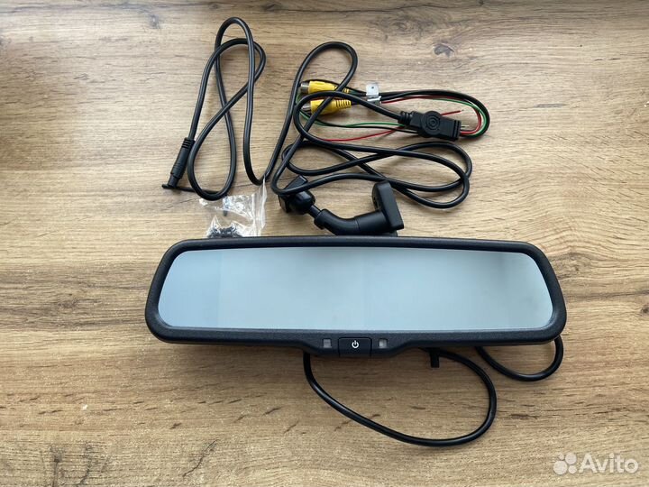 Оригинальное зеркало с экраном LADA