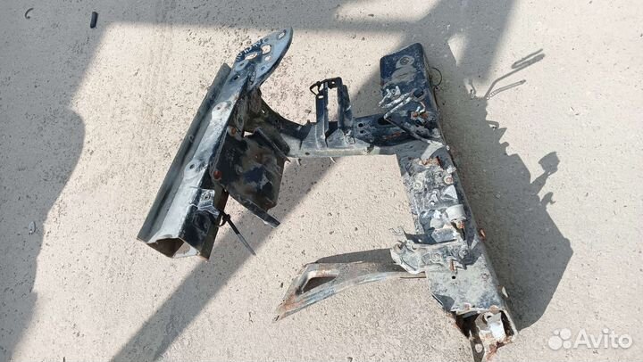 Четверть передняя правая левая audi A6/100 C4