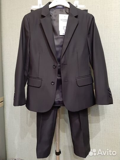 Костюм школьный 128 новый