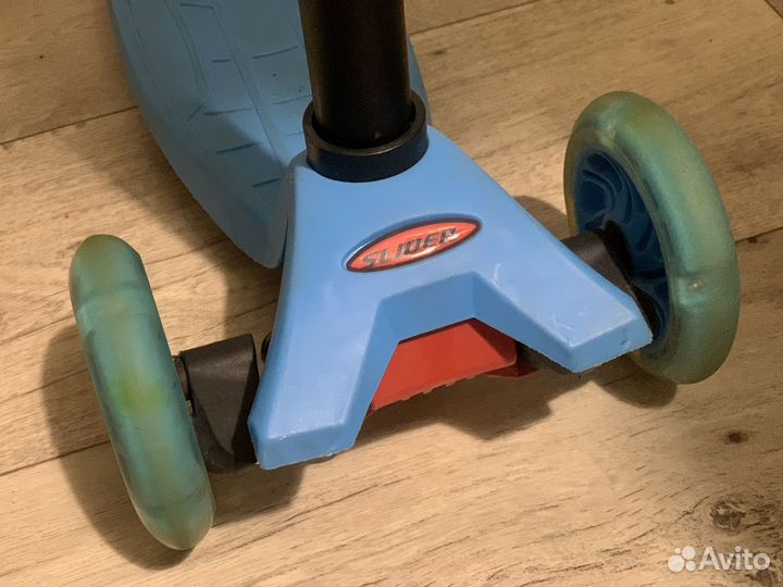 Трехколесный самокат Slider Comfort neon от 3 лет