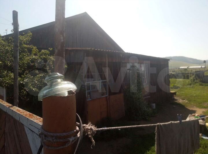 Доля в 3-к. квартире, 67 м², 1/1 эт.