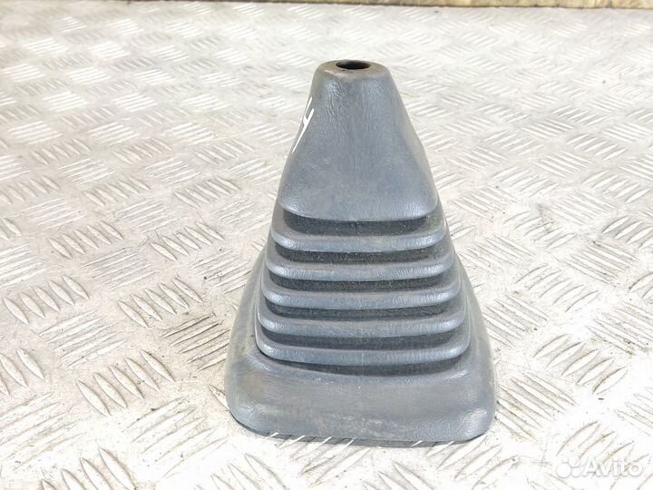 Чехол кулисы Toyota Corolla e10