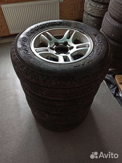 Toyo Open Country H/T 235/70 R16 106H