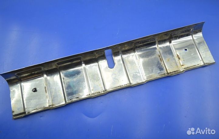 Крышка пластиковой рамы наружнего бокового ящика к