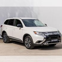 Mitsubishi Outlander 2.4 CVT, 2020, 103 342 км, с пробегом, цена 1 959 000 руб.