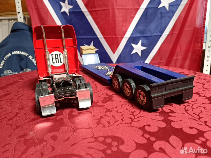 Модель Peterbilt 387 1/32