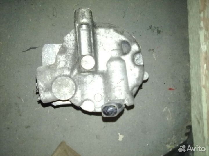 Компрессор кондиционера Шкода Октавия a5 1.8. 152