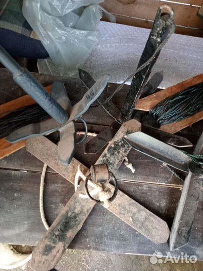 Якоря металлические