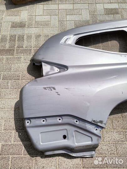 Крыло заднее Mitsubishi Pajero Sport 3