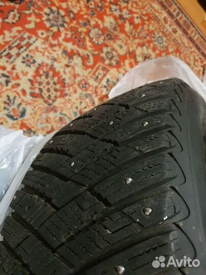 Goodyear Ultra Grip Ice Arctic 2 SUV 235/60 R18