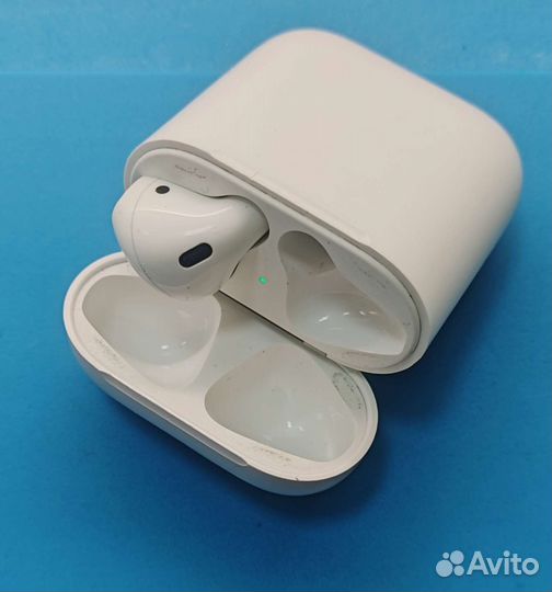Беспроводные наушники Apple airpods (a1602)