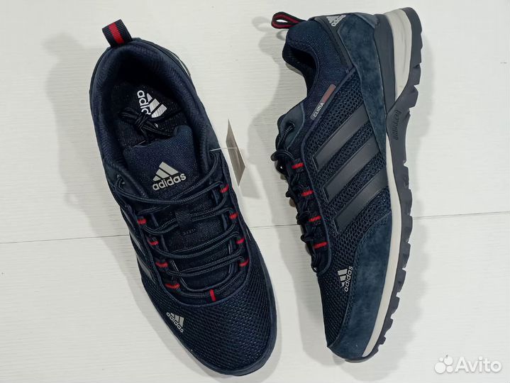 Кроссовки adidas daroga