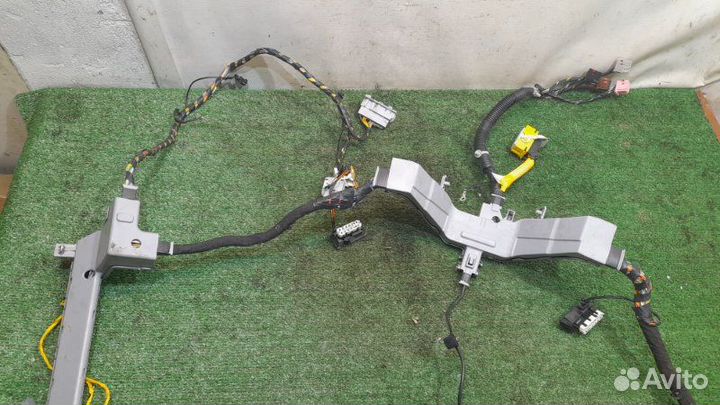 Проводка салона Chevrolet Cruze 1.6 F16D3 2012