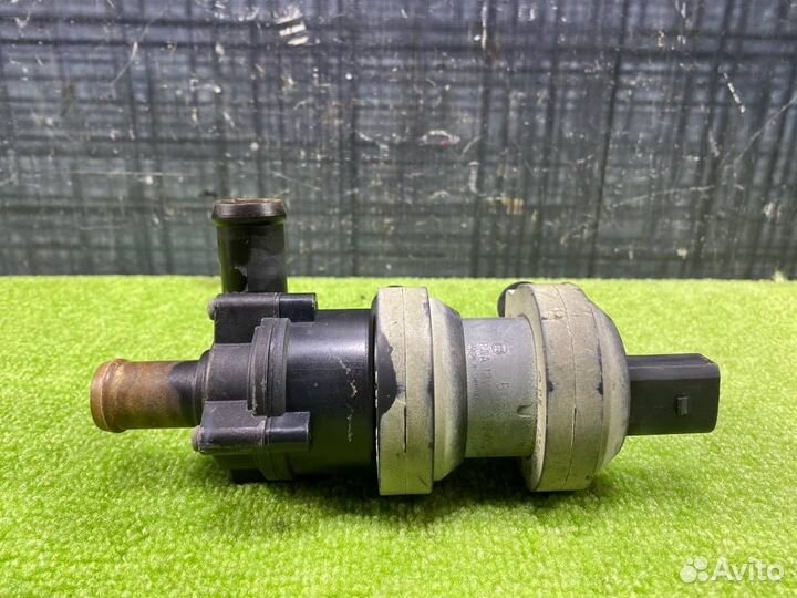 Электрическая помпа Audi Allroad C5 BES 2004