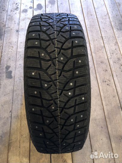 Bridgestone Blizzak Spike-02 SUV 225/60 R17 102