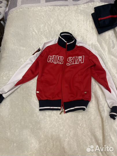 Спортивный костюм