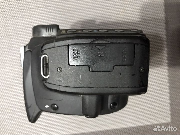 Зеркальный фотоаппарат canon 350D